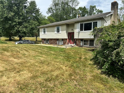 Homes For Sale - 1425 State Route 32<br/> Ulster County, Wallkill, NY 12589