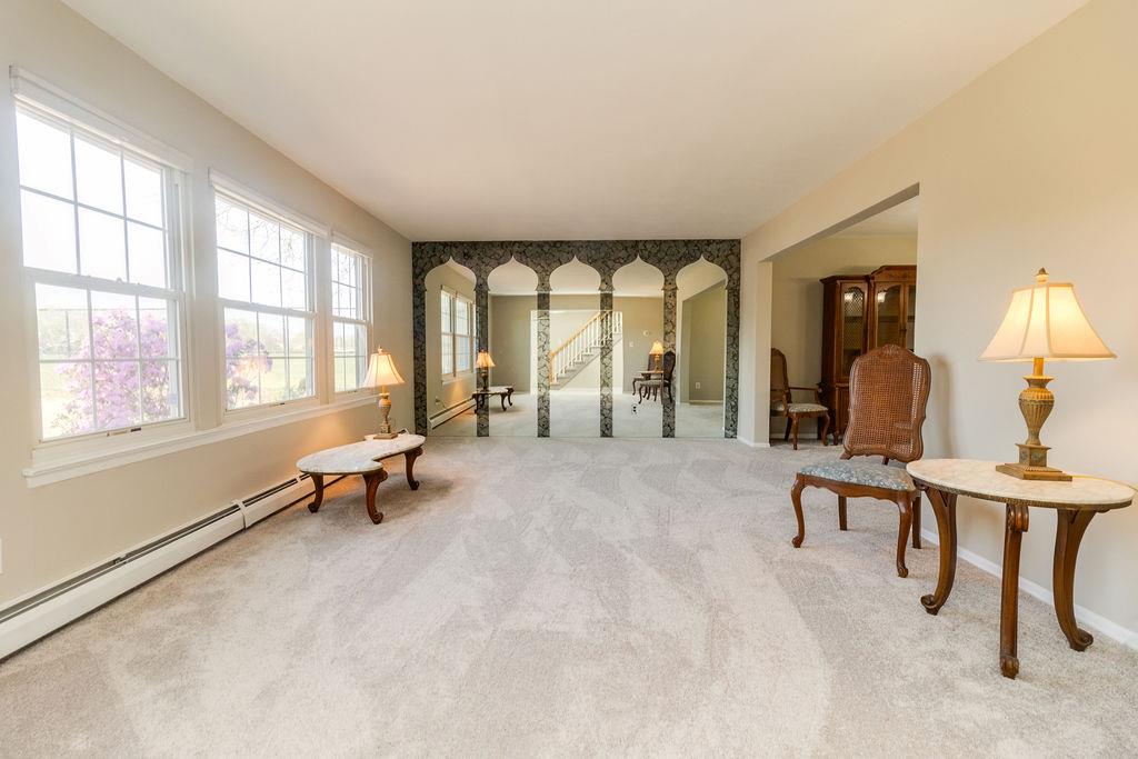 4 Kerry Court, Centereach, New York image 6