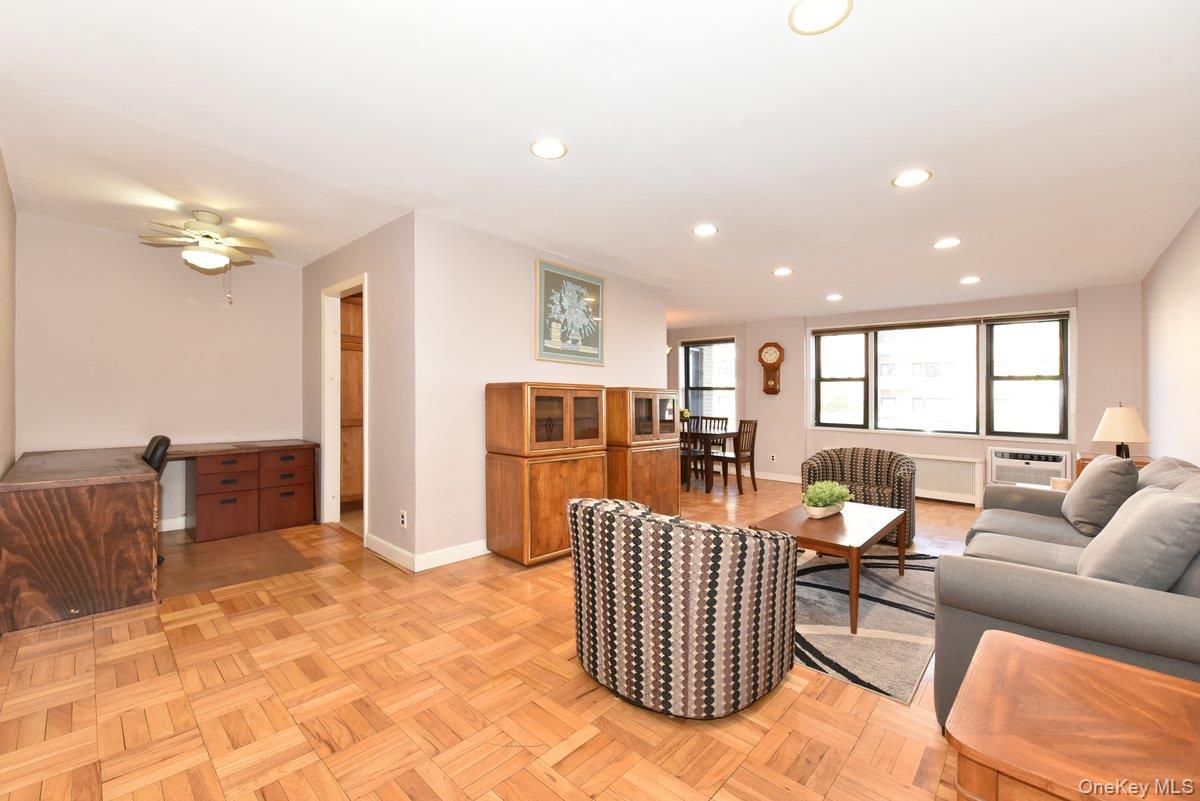 4 Birchwood Court 1N