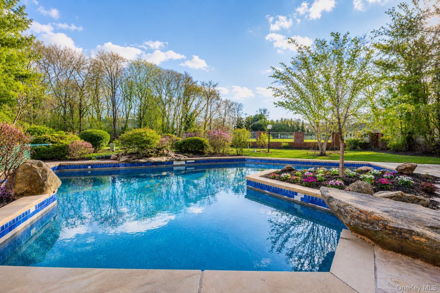 6 Polo Court