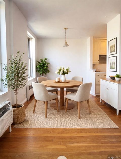 5715 Mosholu Avenue 7H Bronx NY 10471