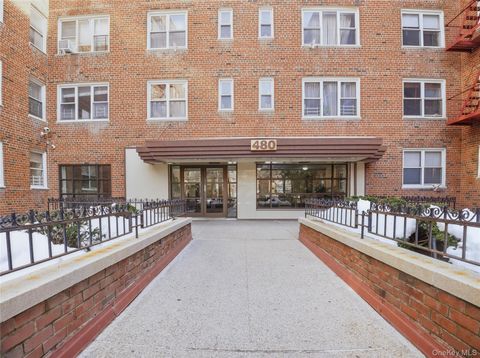 Homes For Sale - 480 Riverdale Avenue #4U<br/> Yonkers, NY 10705