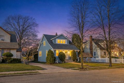 3539 Park Avenue Wantagh NY 11793