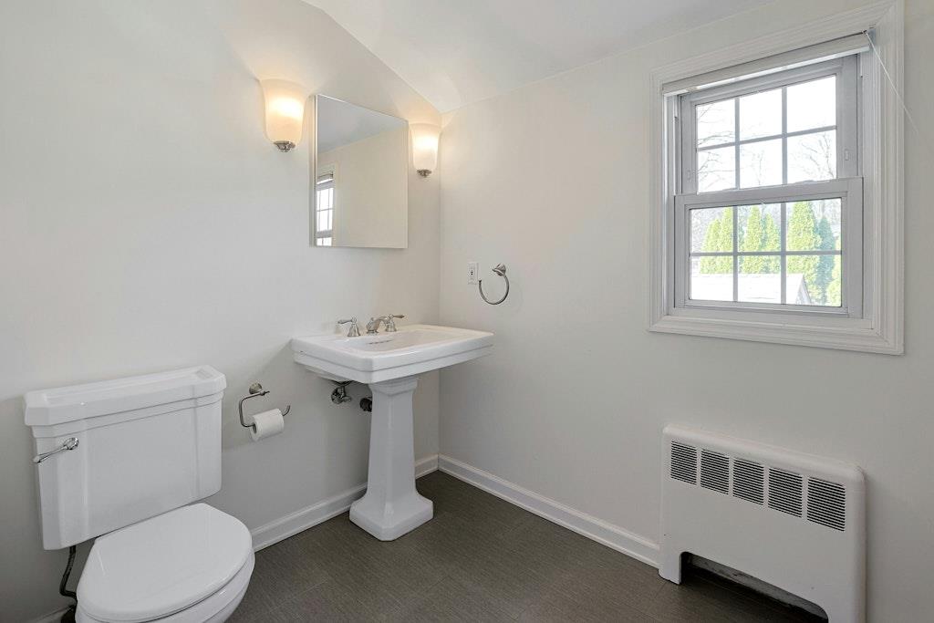39 Eiler Lane, Irvington, New York image 26