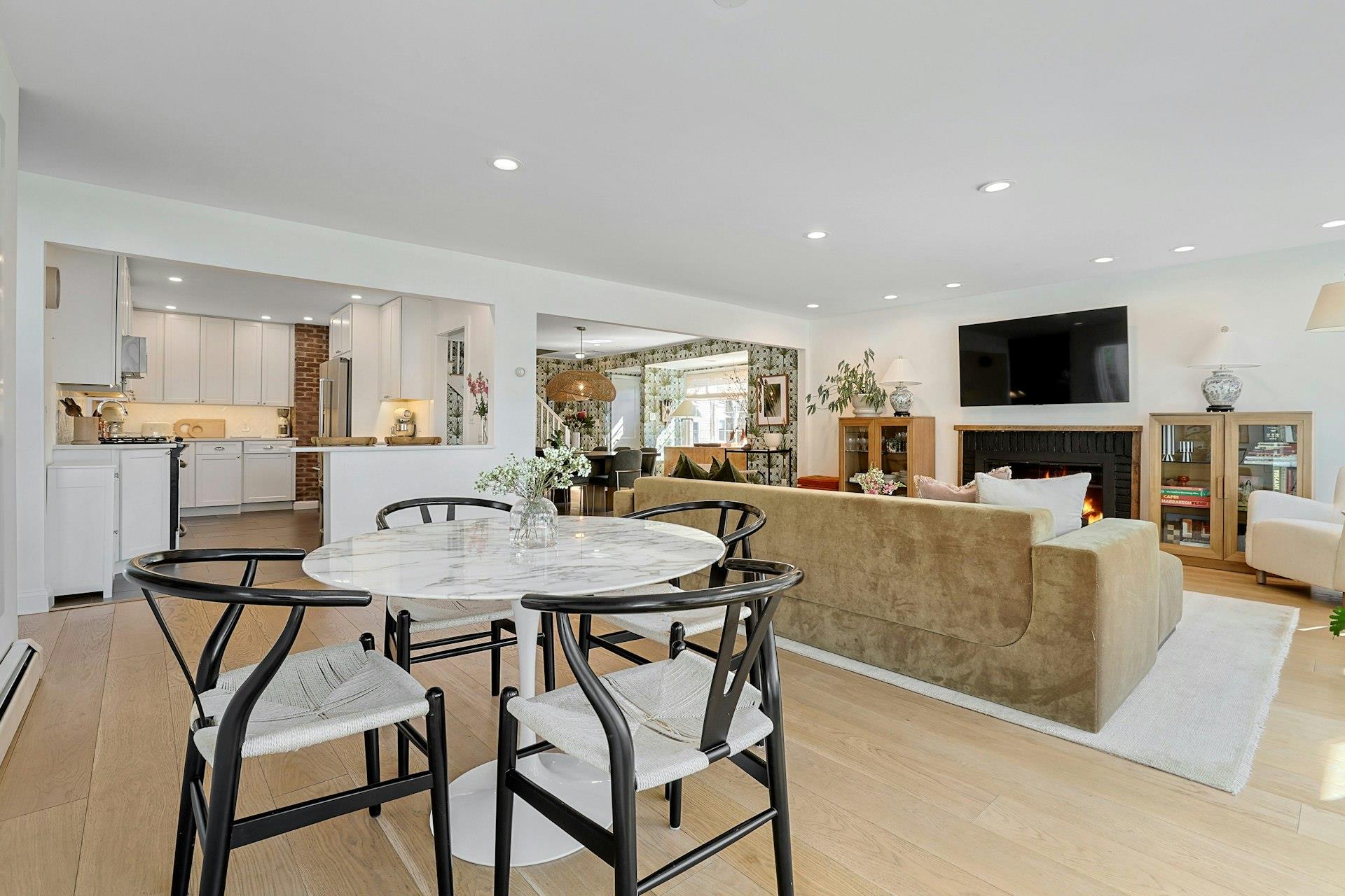 39 Eiler Lane, Irvington, New York image 5
