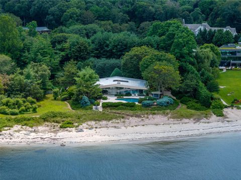 96 Old House Lane Sands Point NY 11050