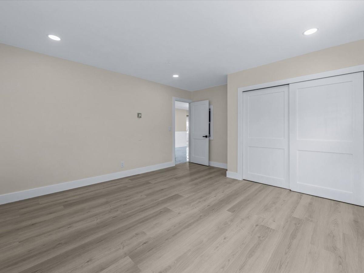 25 Lotus Lane, Westbury, New York image 11