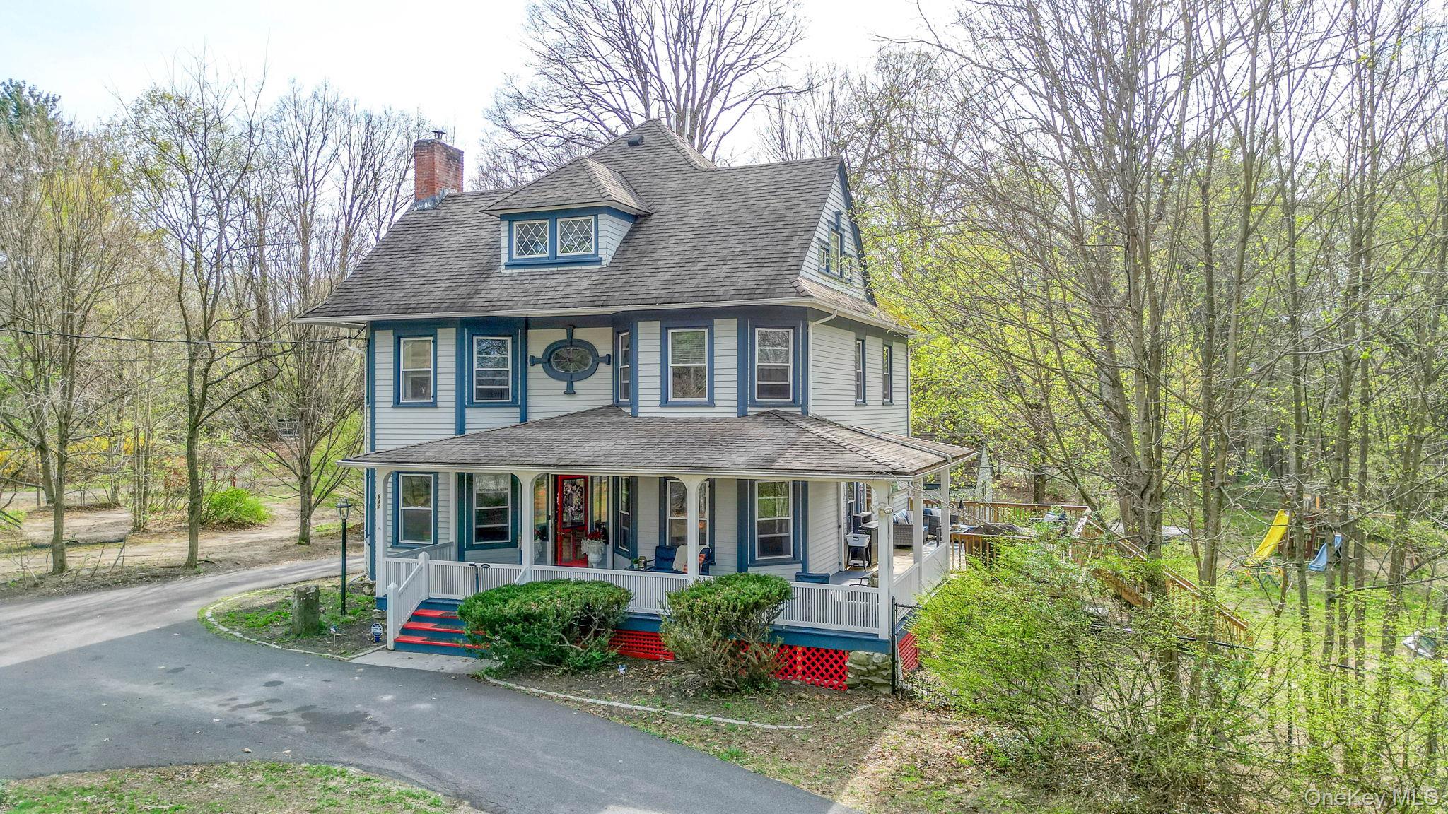 832 Bloomingburg Road