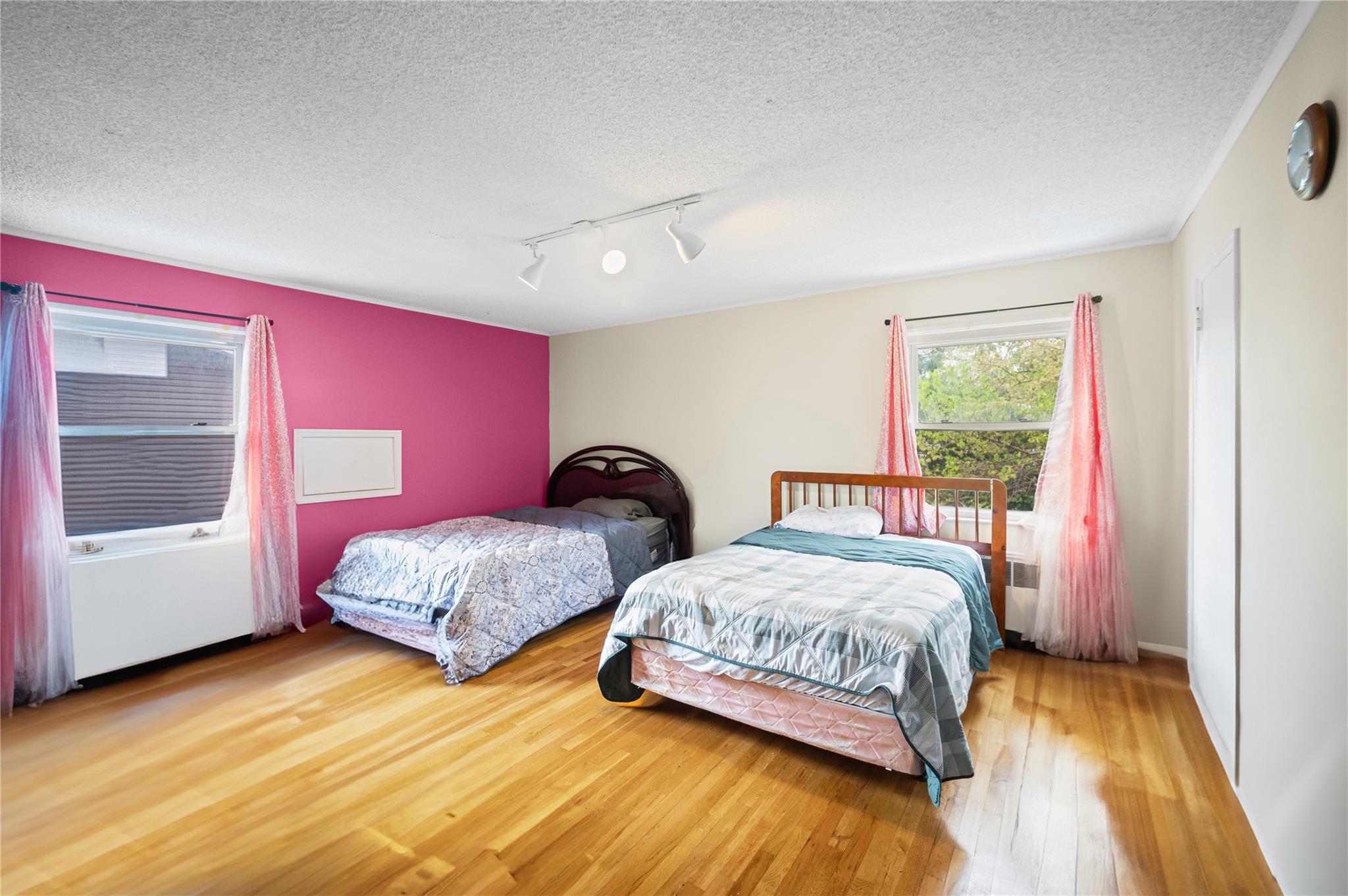 211 Cantiague Rock Road, Westbury, New York image 14