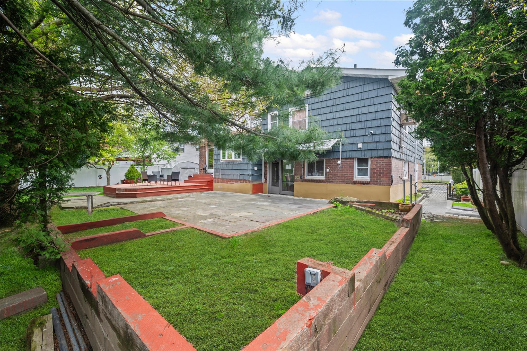 211 Cantiague Rock Road, Westbury, New York image 27