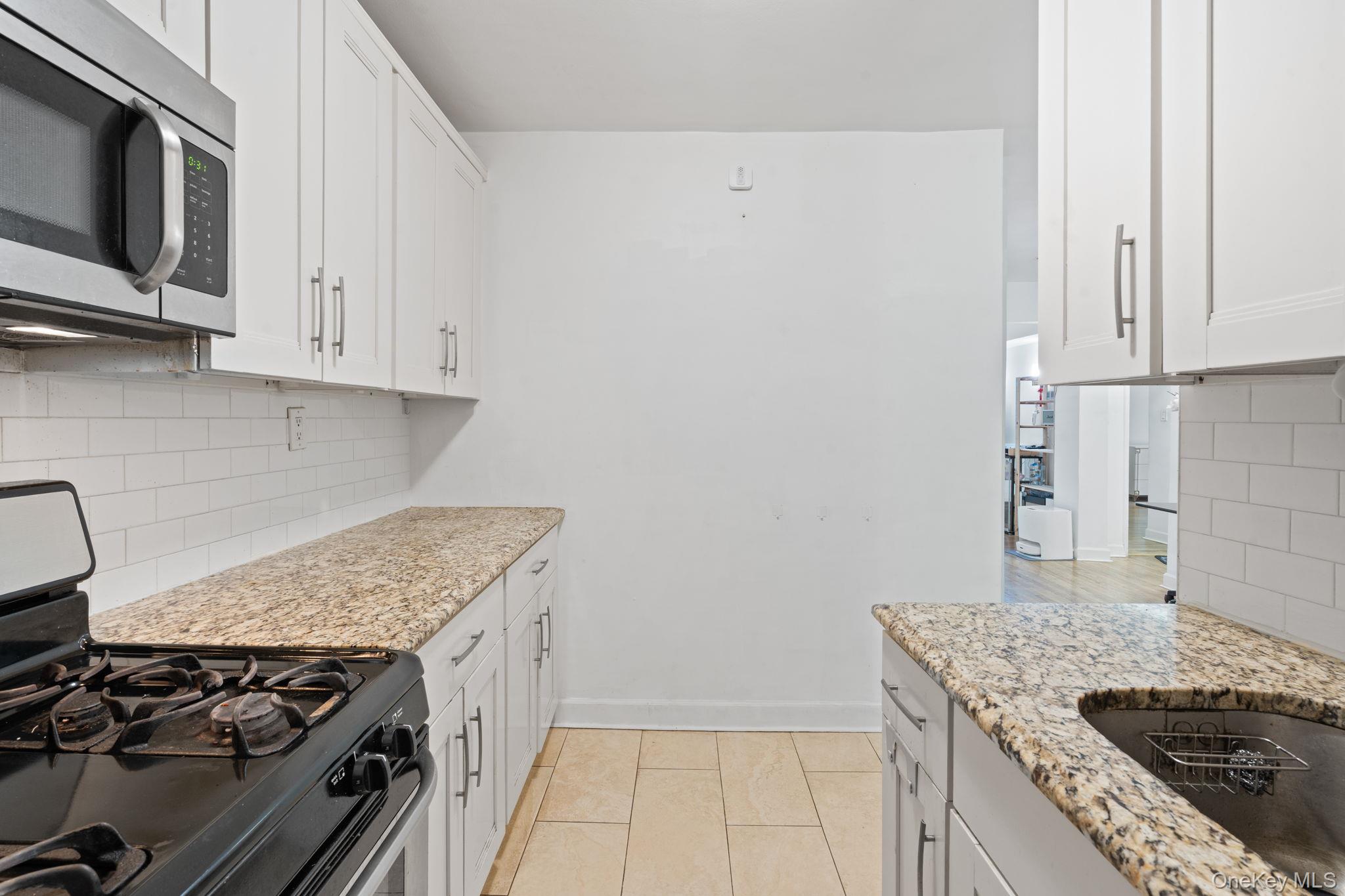 139-15 83rd Avenue 305