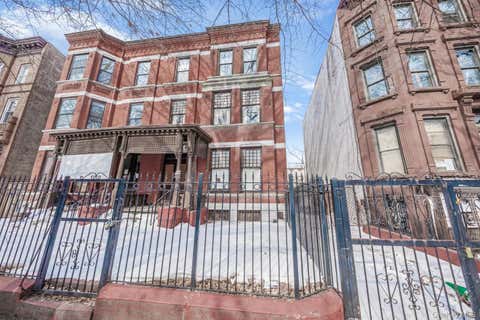Homes For Sale - 75 Macon Street #HSE<br/> Brooklyn, NY 11216