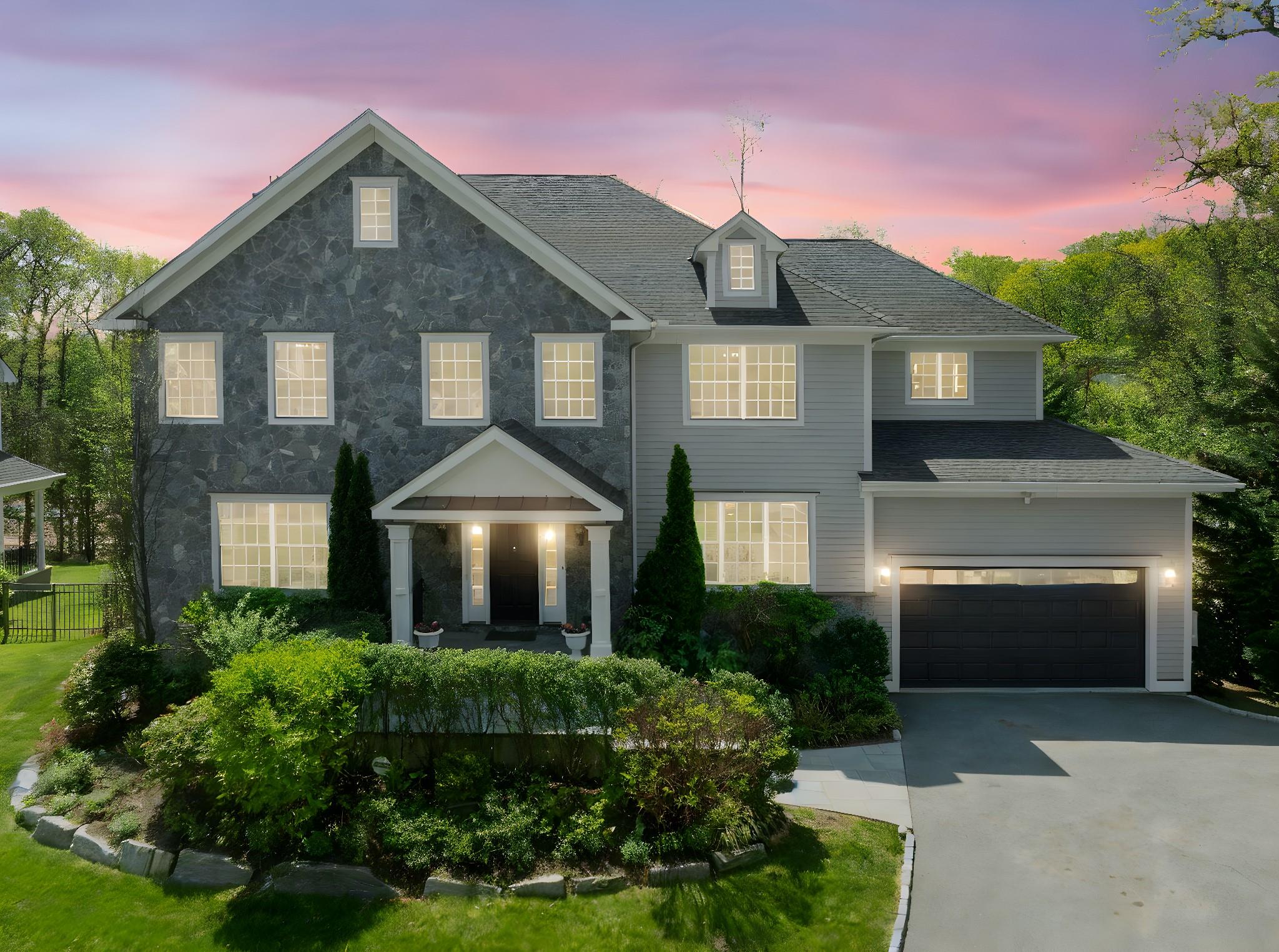 Property for Sale at Pinebrook Hollow Drive, New Rochelle, New York - Bedrooms: 6 
Bathrooms: 6 
Rooms: 15  - $1,750,000