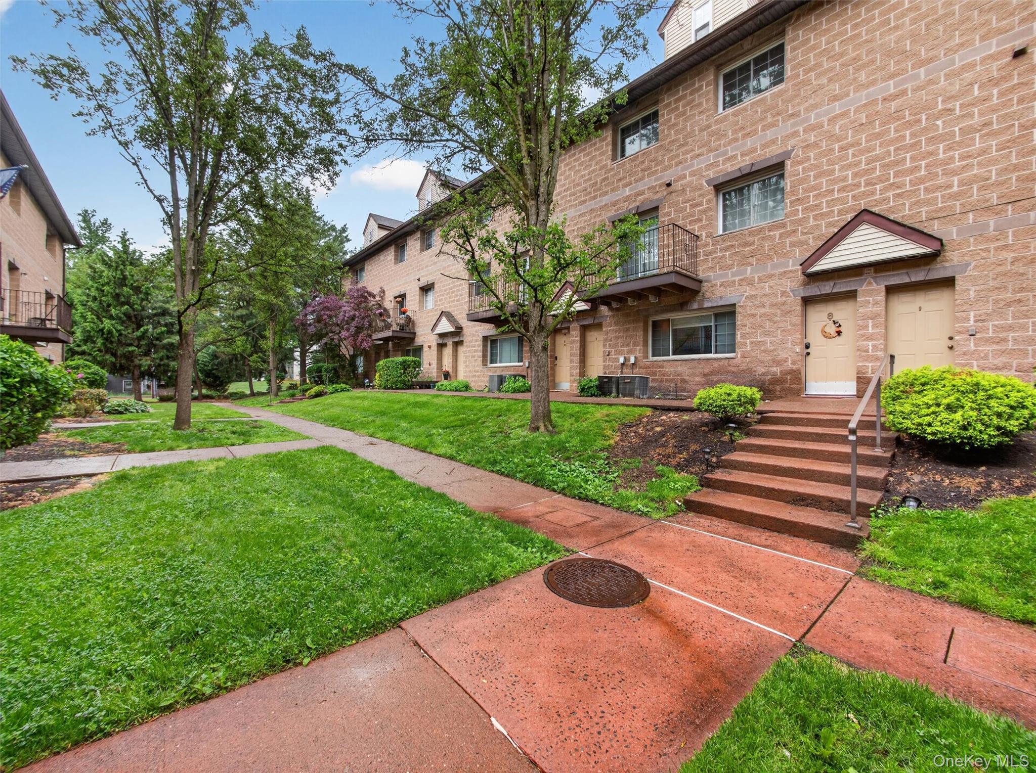 8 Klint Court