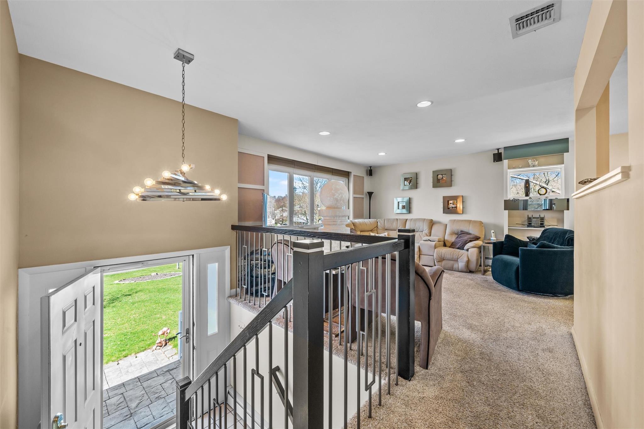 8 Puritan Lane, Washingtonville, New York image 6