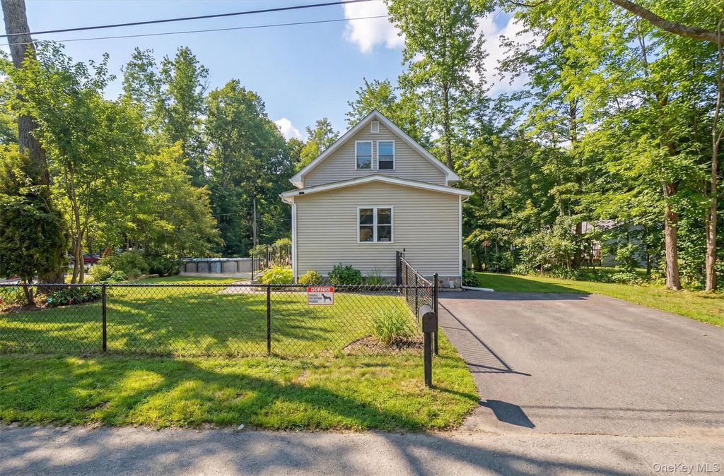 Photo of 9 Java Road, Patterson, NY 12563 (MLS # 966396)