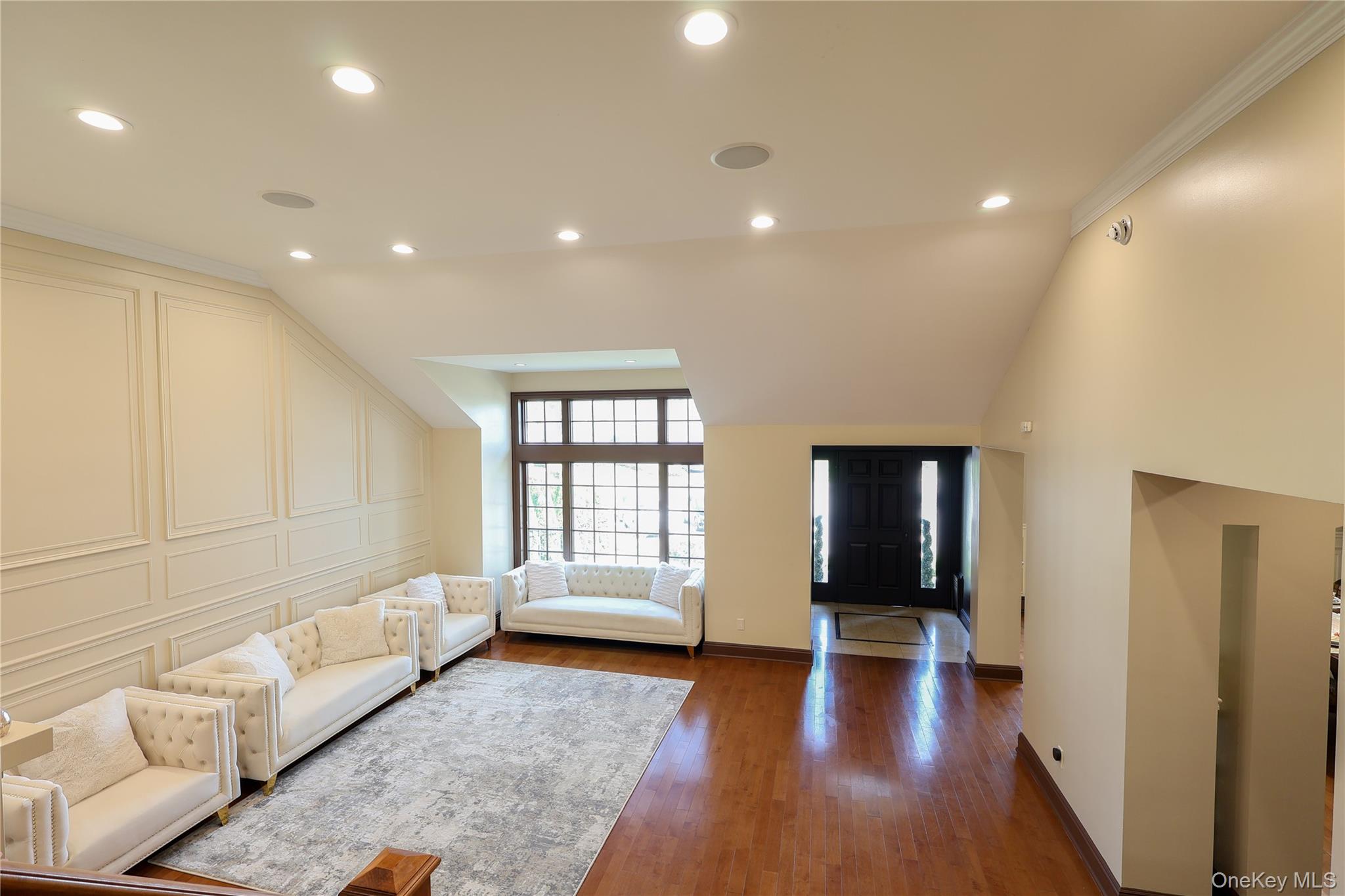 10 Hazelwood Court