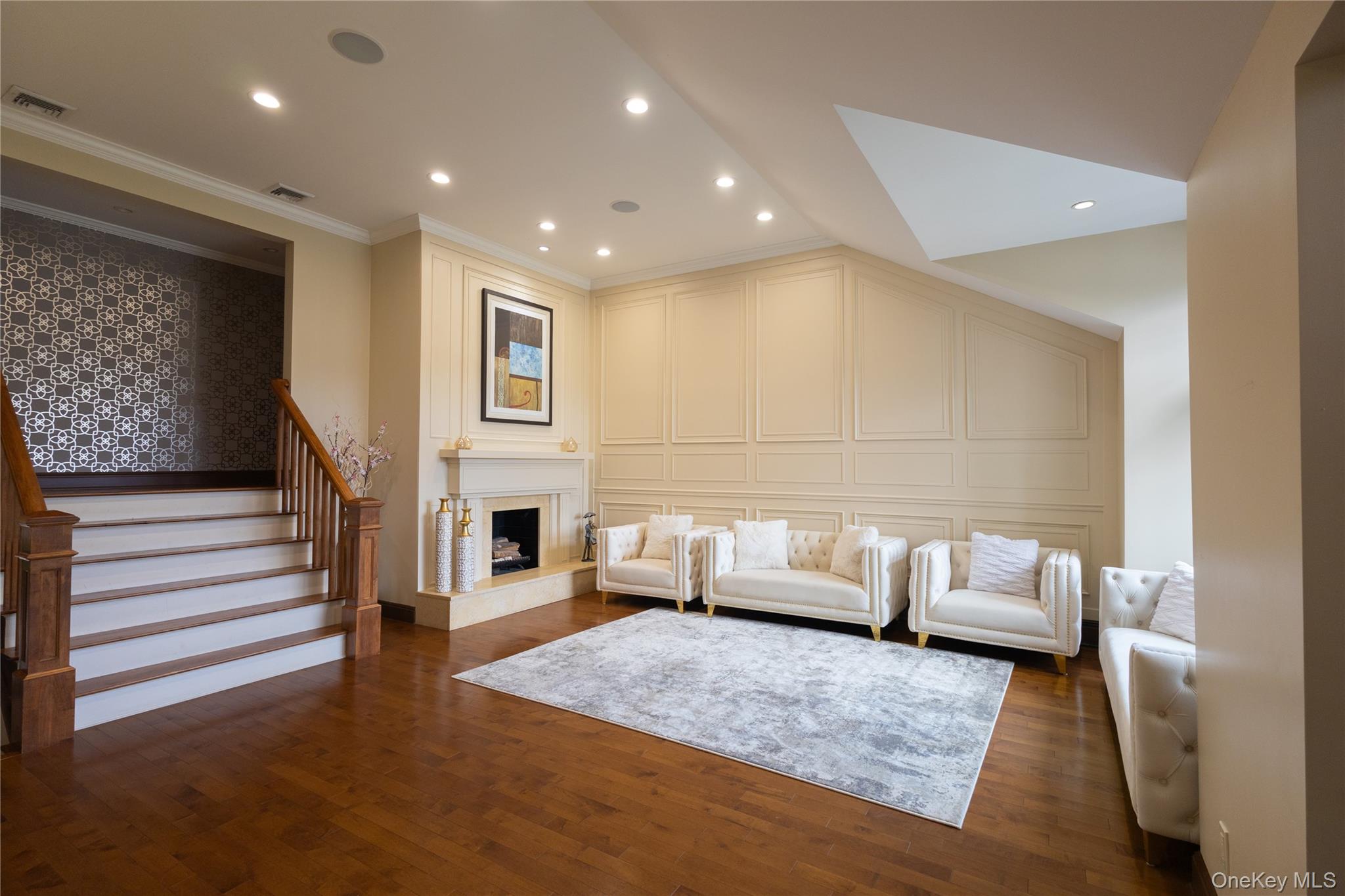 10 Hazelwood Court