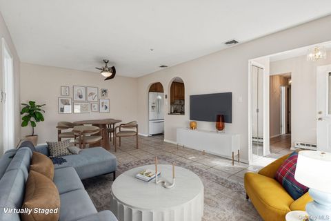 Condo For Sale - 5 Fredricksburg Court<br/> Coram, NY 11727