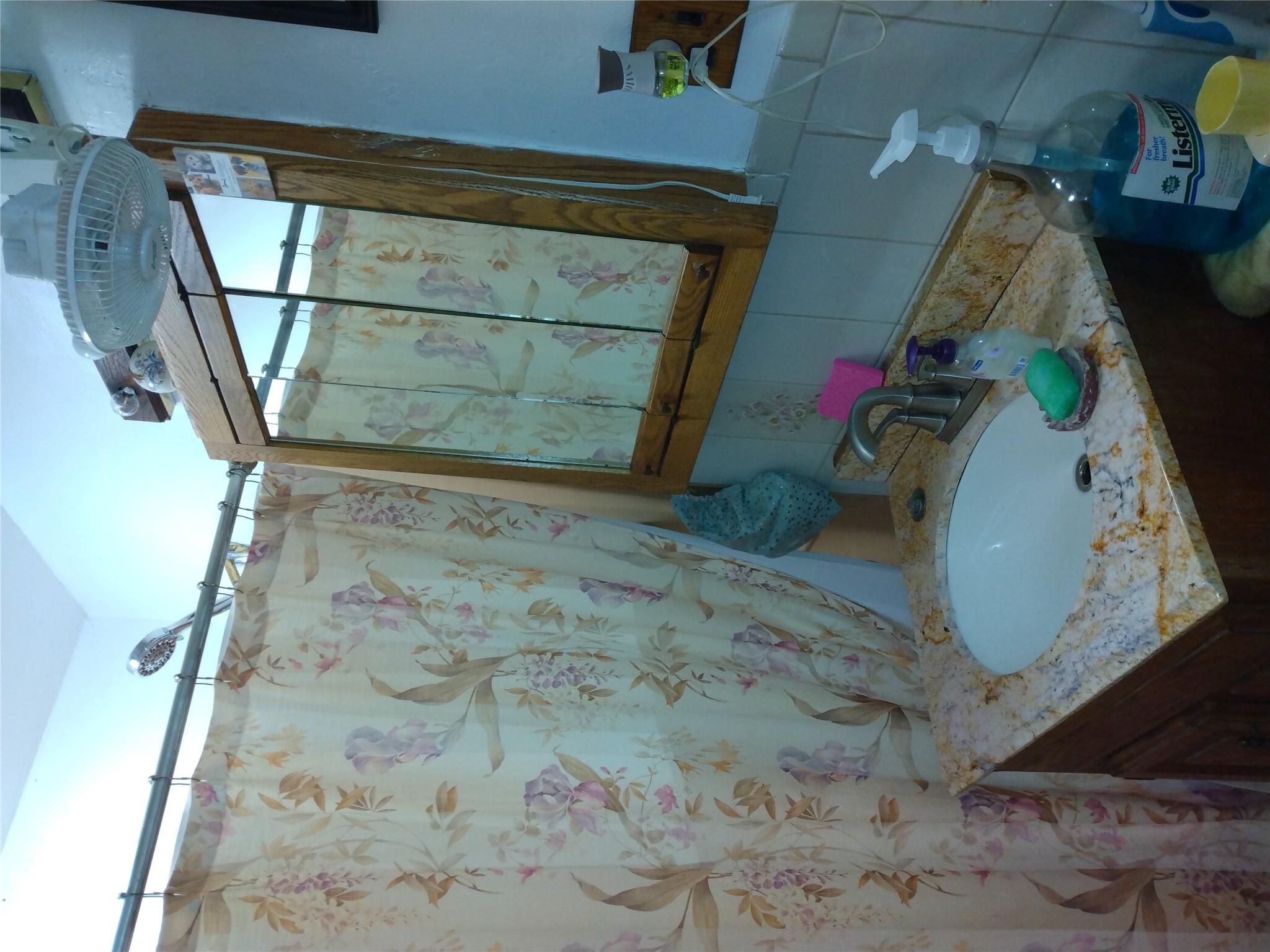 53-07 189 Streets, Fresh Meadows, New York image 5