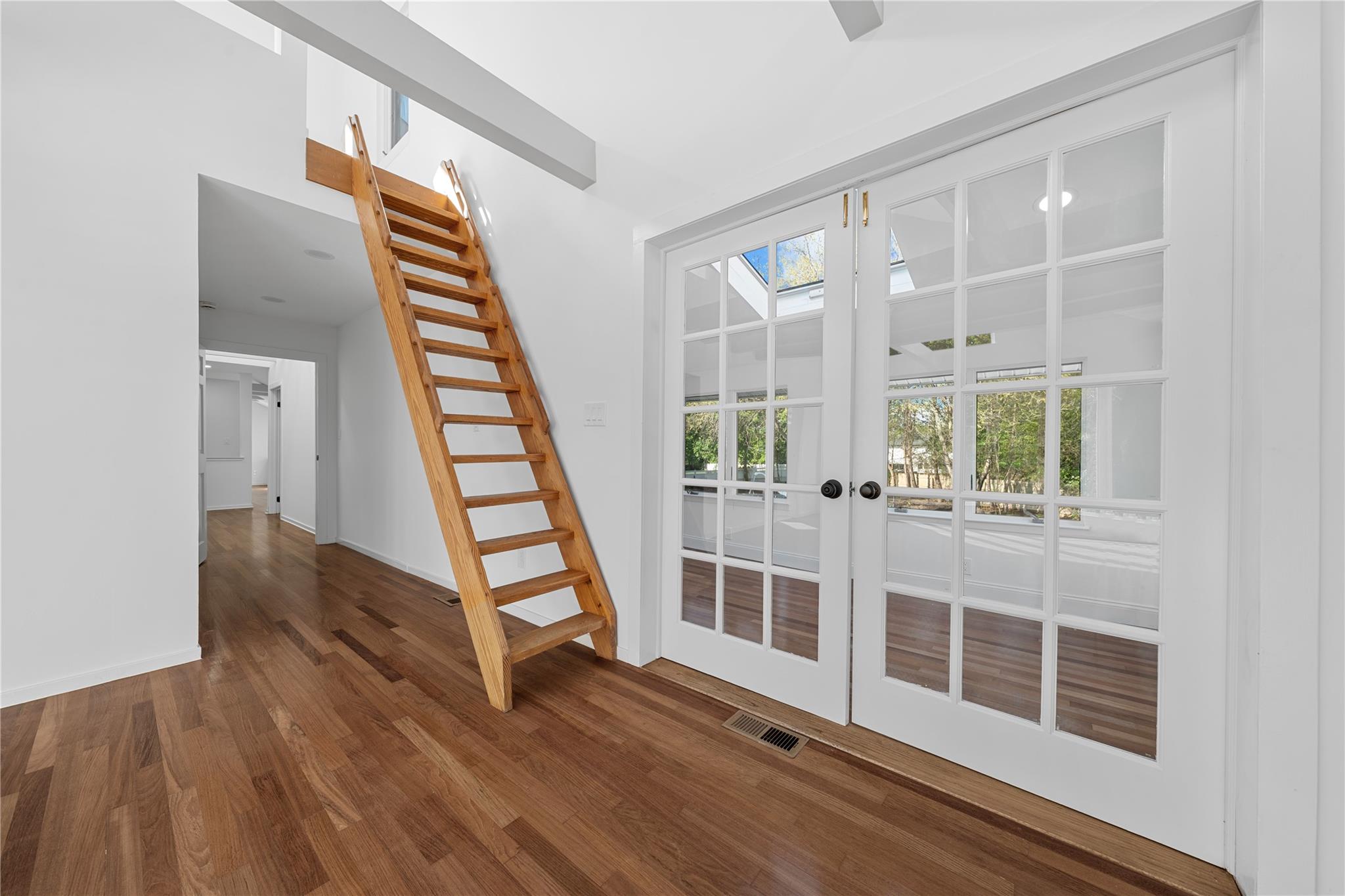 6 Blue Sky Court, Huntington, New York image 19