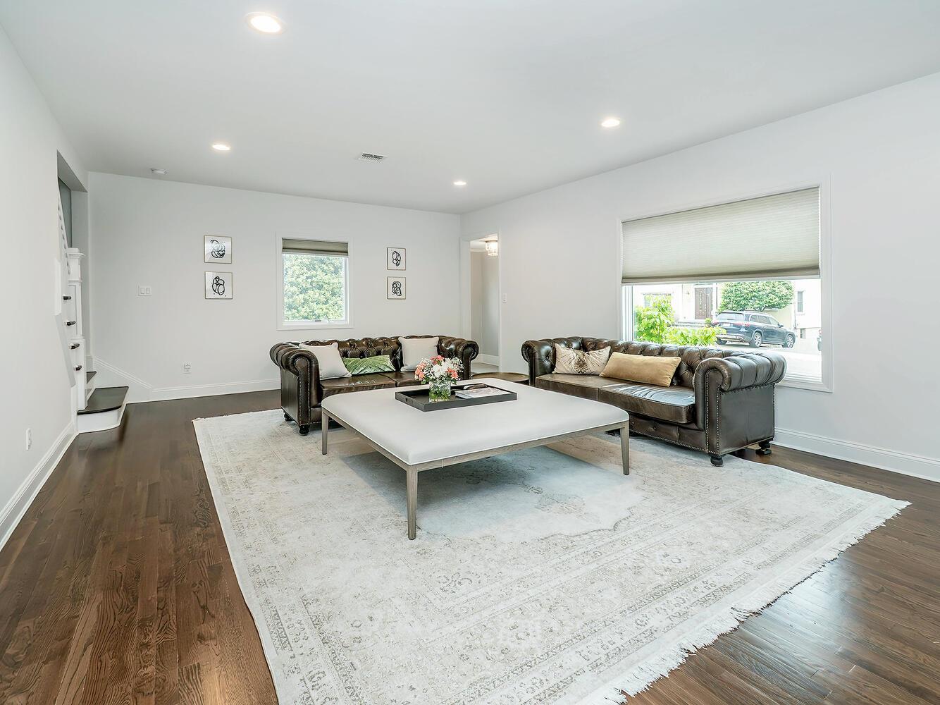 33 Mora Court