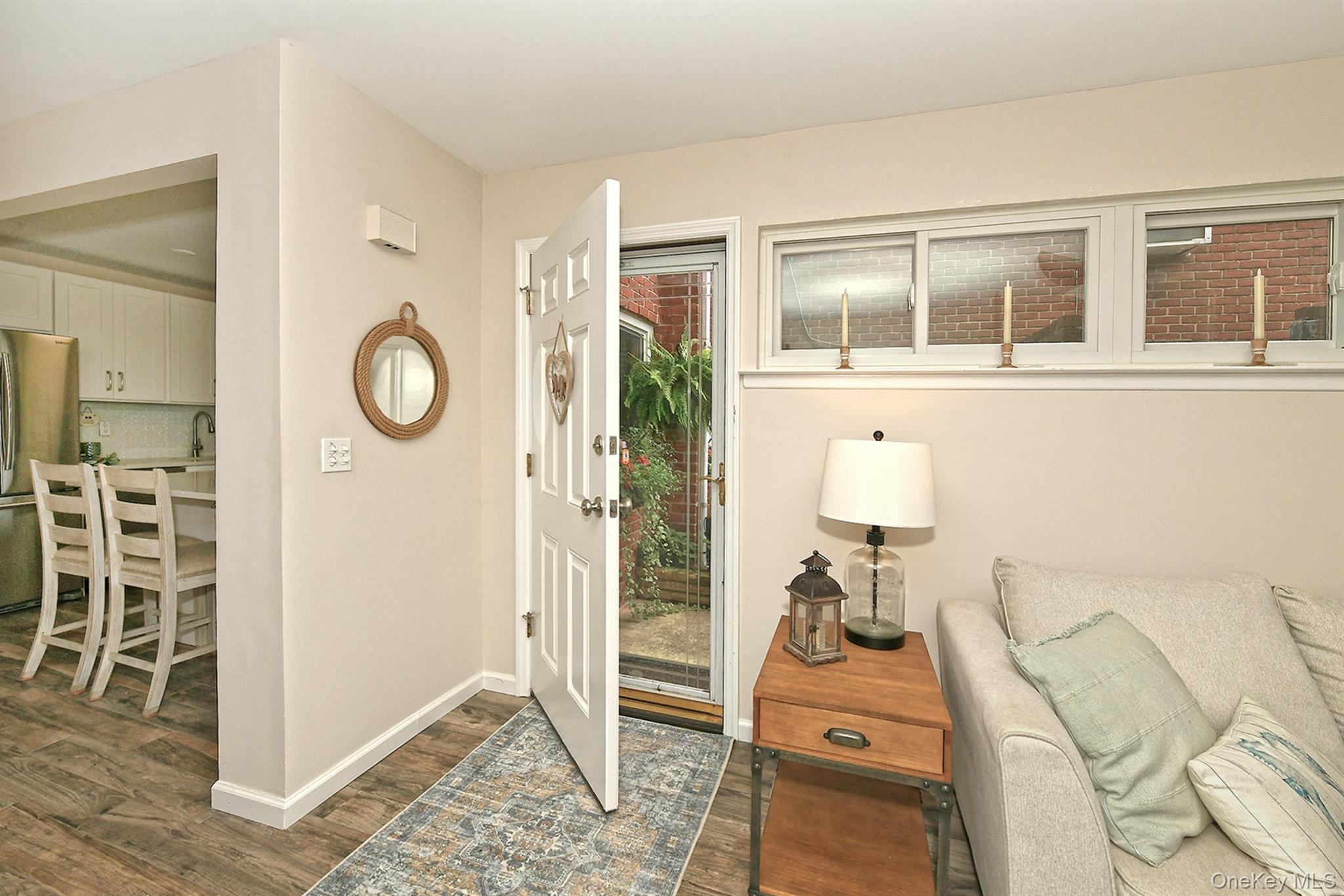 745 Conklin Street 18