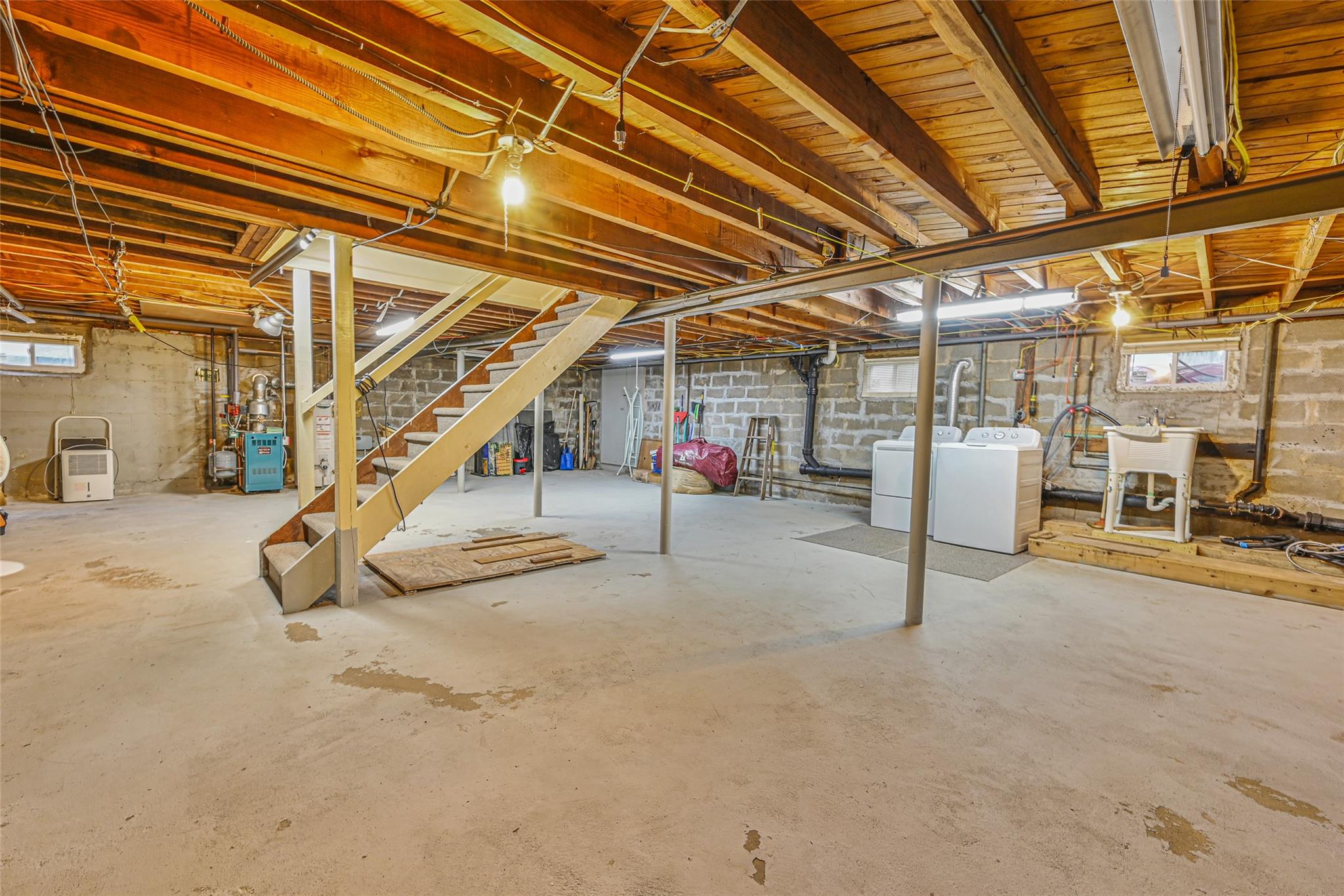 1652 Baker Avenue, Merrick, New York image 15