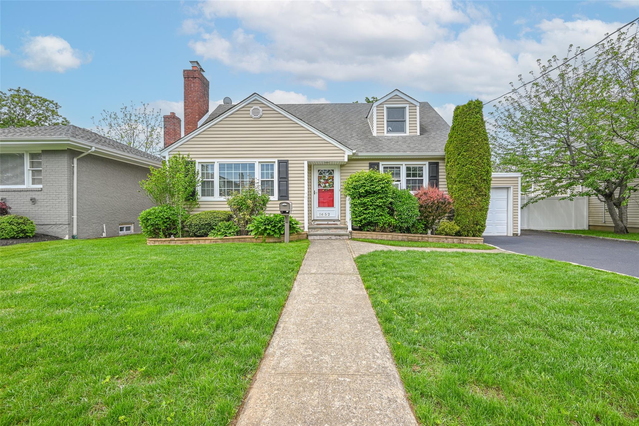 1652 Baker Avenue, Merrick, New York image 2
