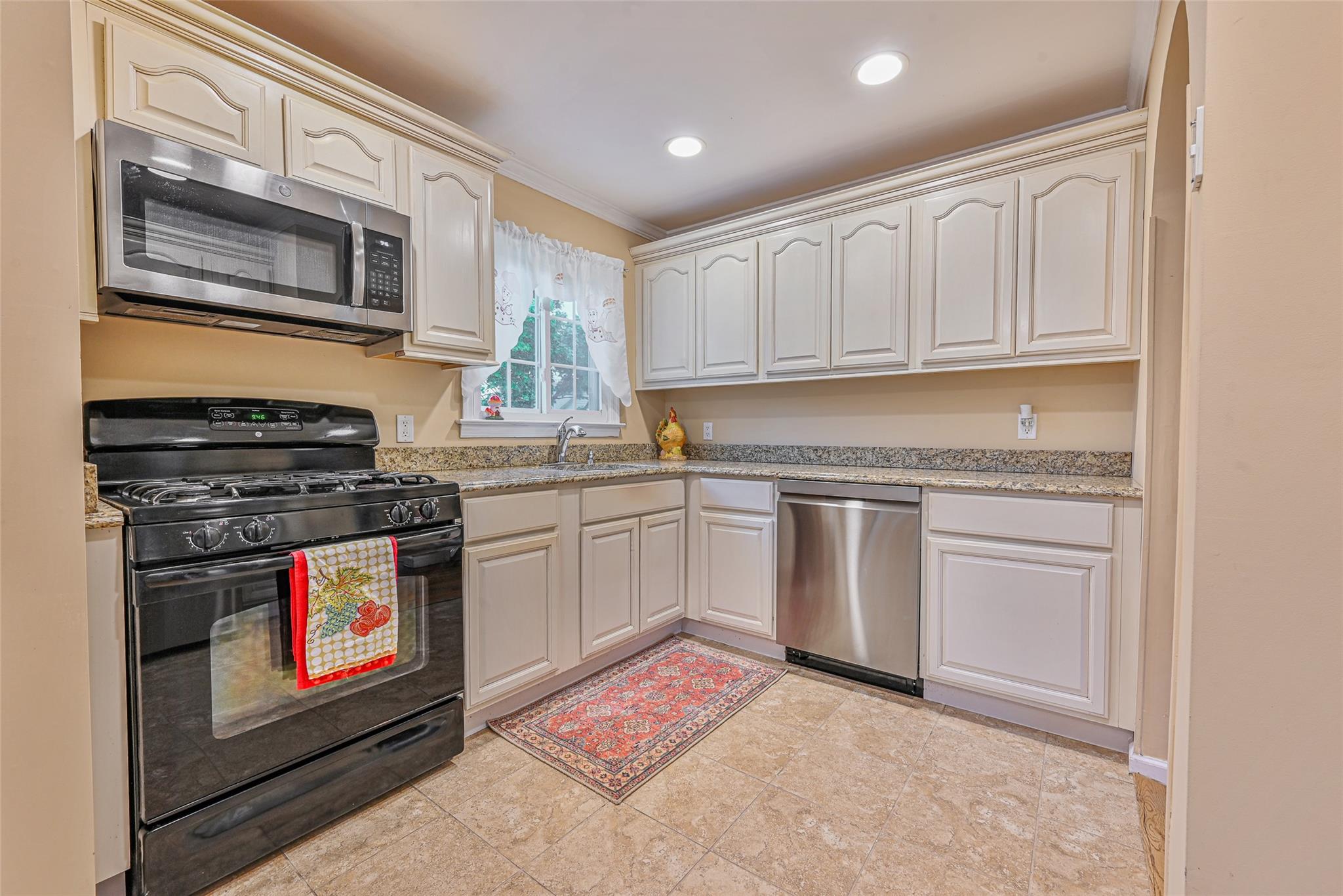 1652 Baker Avenue, Merrick, New York image 11