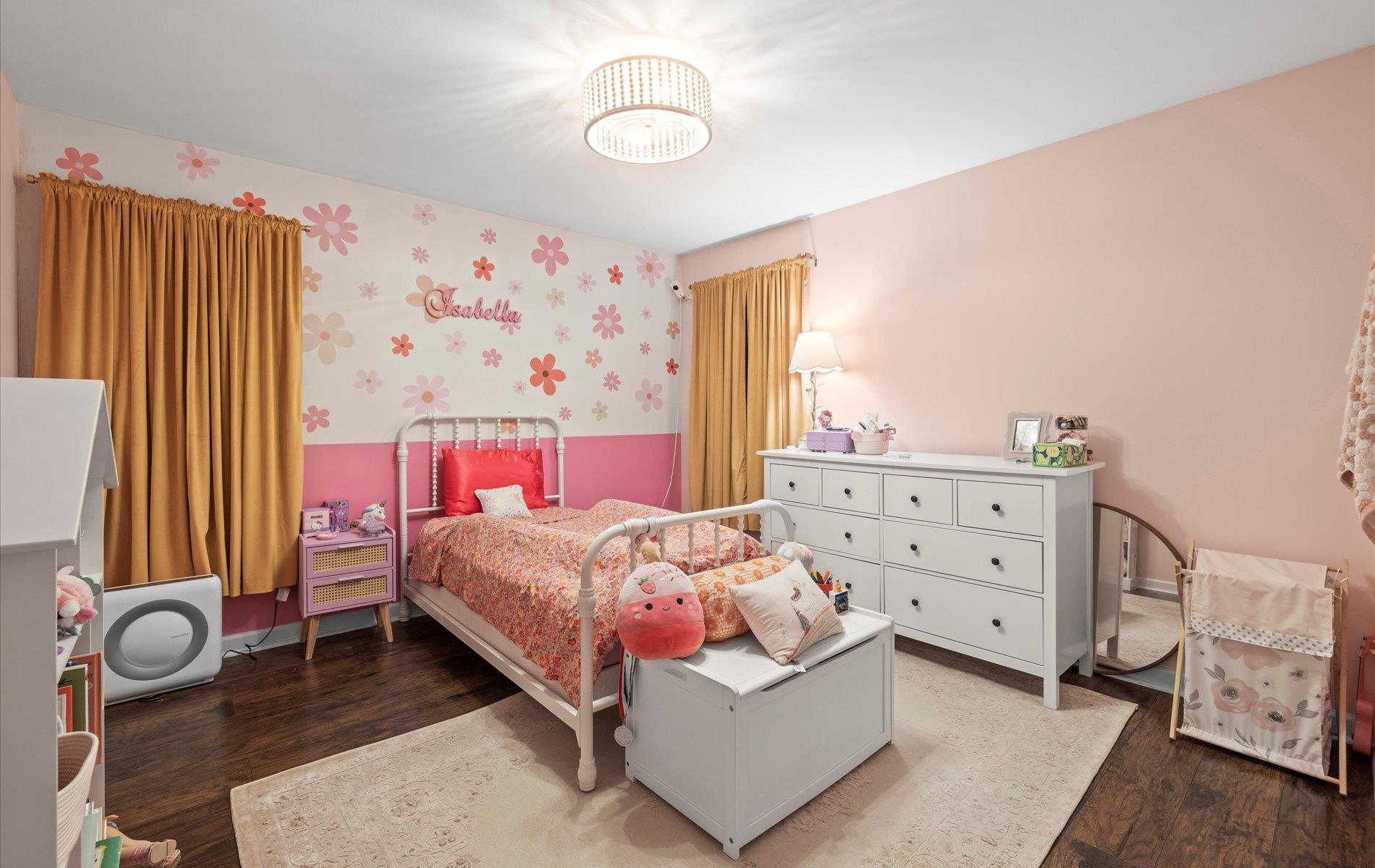 65 Howell Avenue, Deer Park, New York image 26
