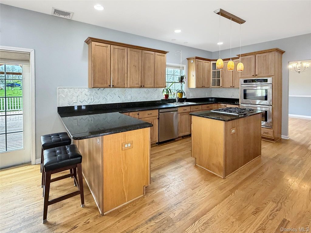 Photo of 343 North Avenue, Pleasant Valley, NY 12569 (MLS # 990920)