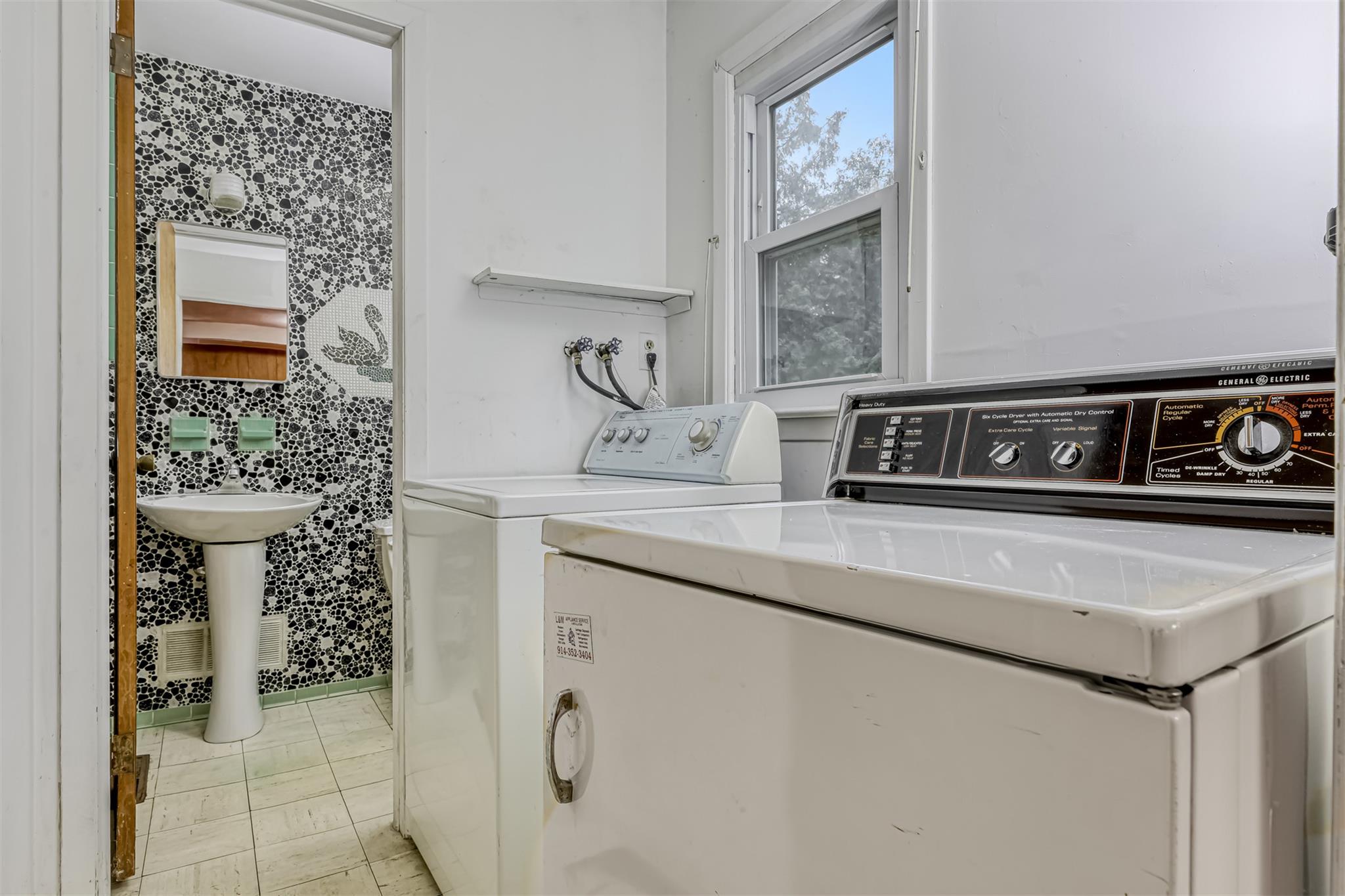 7 Fawn Hill Drive, Airmont, New York image 21