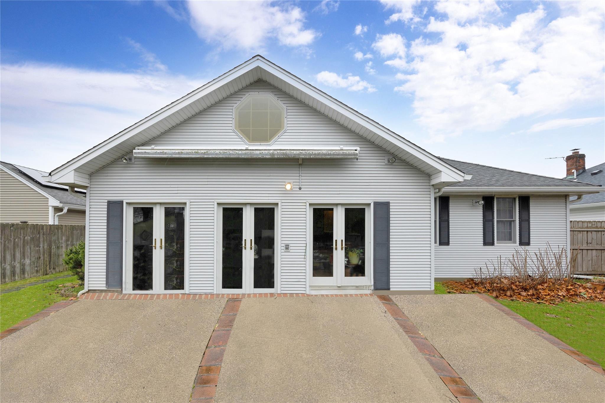 21 Oxford Road, Massapequa, New York image 16