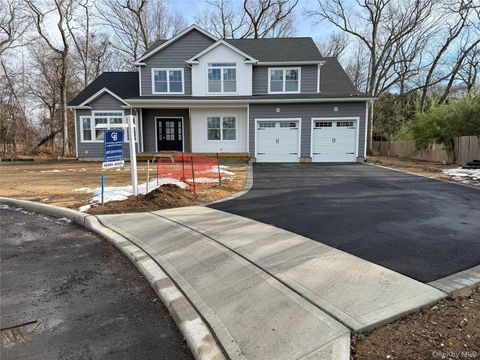 3 Lotto Court Lake Grove NY 11755