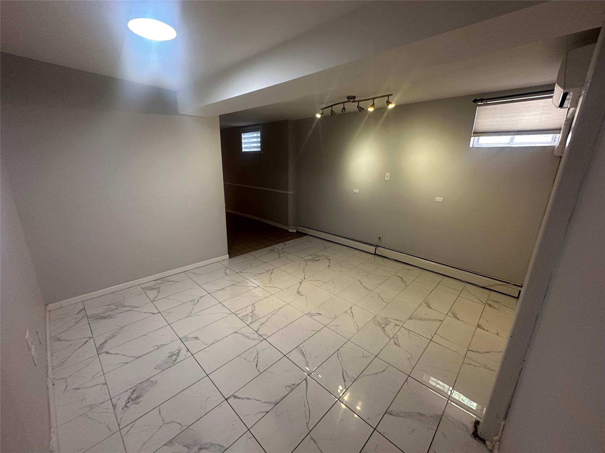 Rental Property at New Haven Avenue, Far Rockaway, Queens, NY - Bedrooms: 2 
Bathrooms: 1 
Rooms: 6  - $2,199 MO.