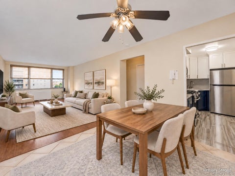 Photo of 70-25 Yellowstone Boulevard #8Z, Forest Hills, NY 11375 (MLS # 1064663)