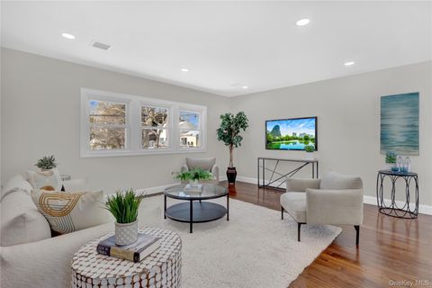 3 Jayne Avenue Melville NY 11747