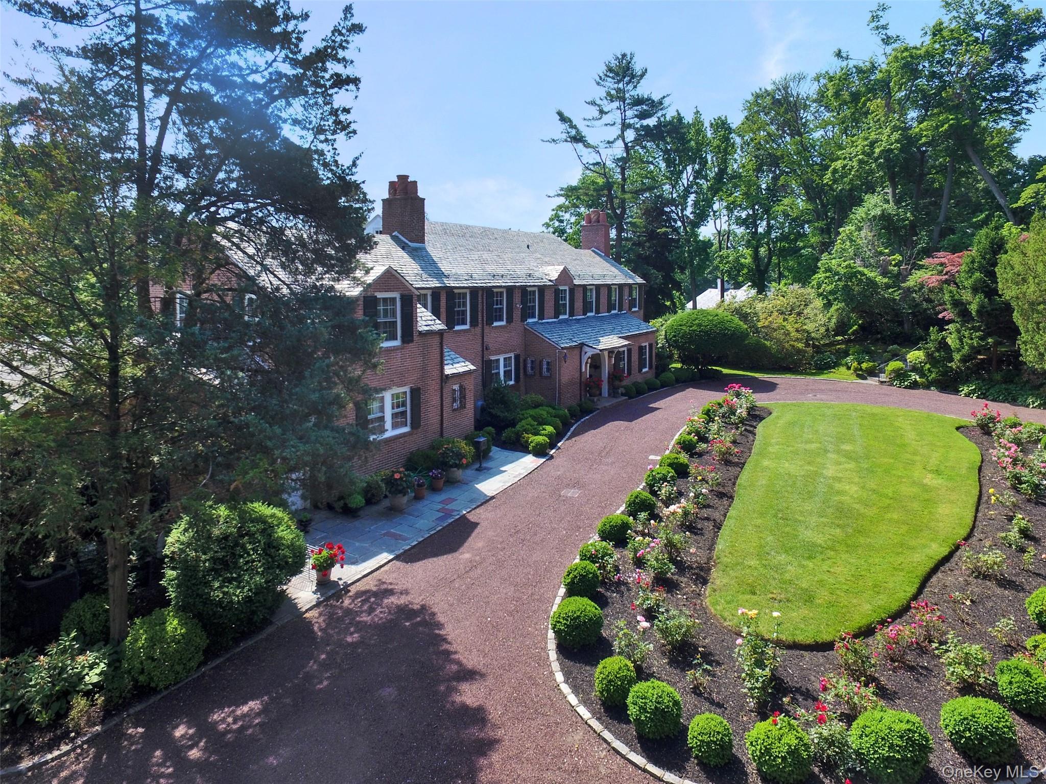 40 Deer Park Road