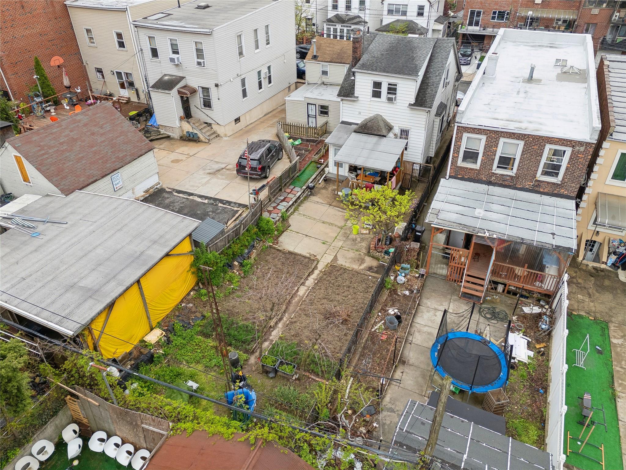 69-27 43 Avenue, Woodside, New York image 20