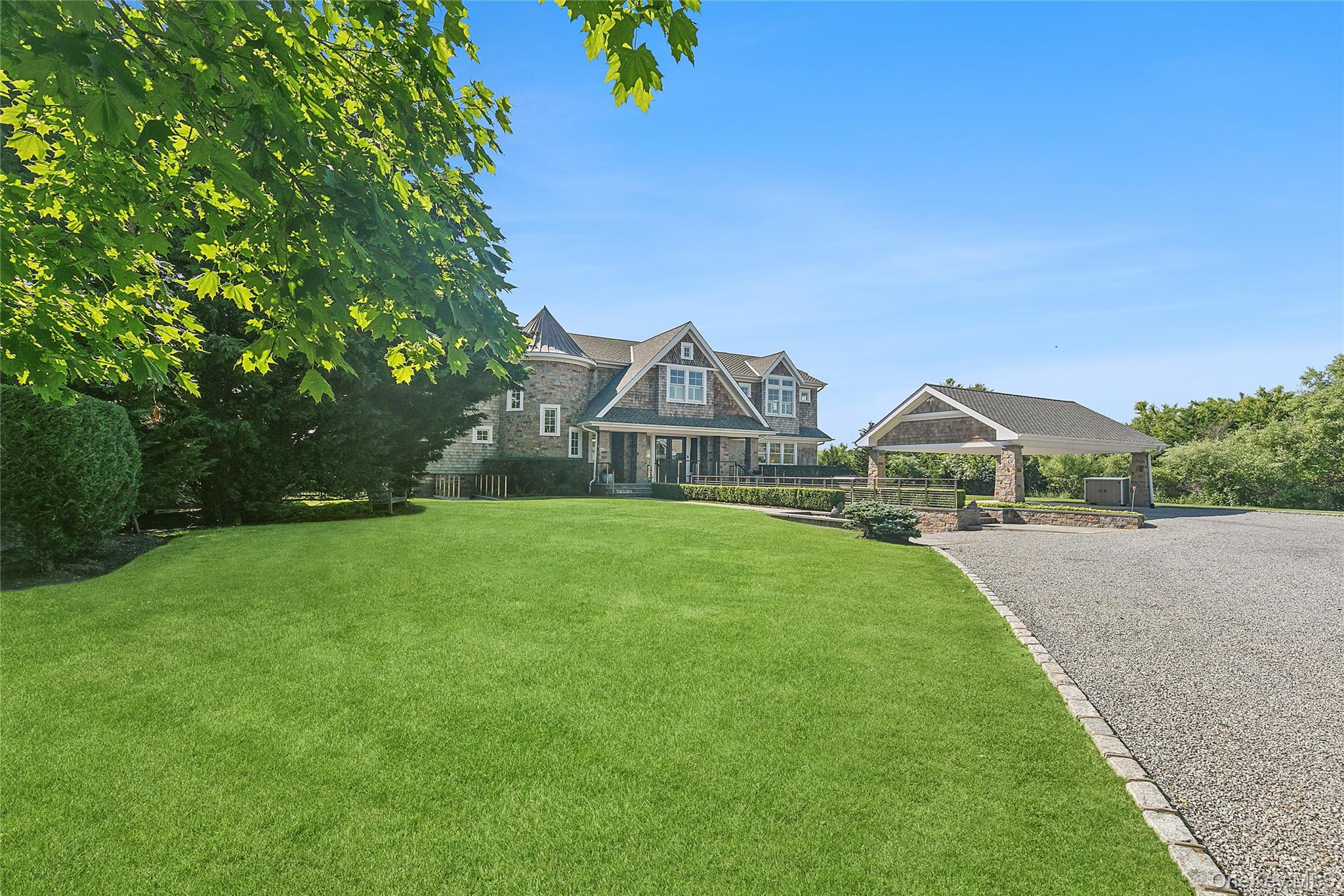 61 A South Bay Avenue