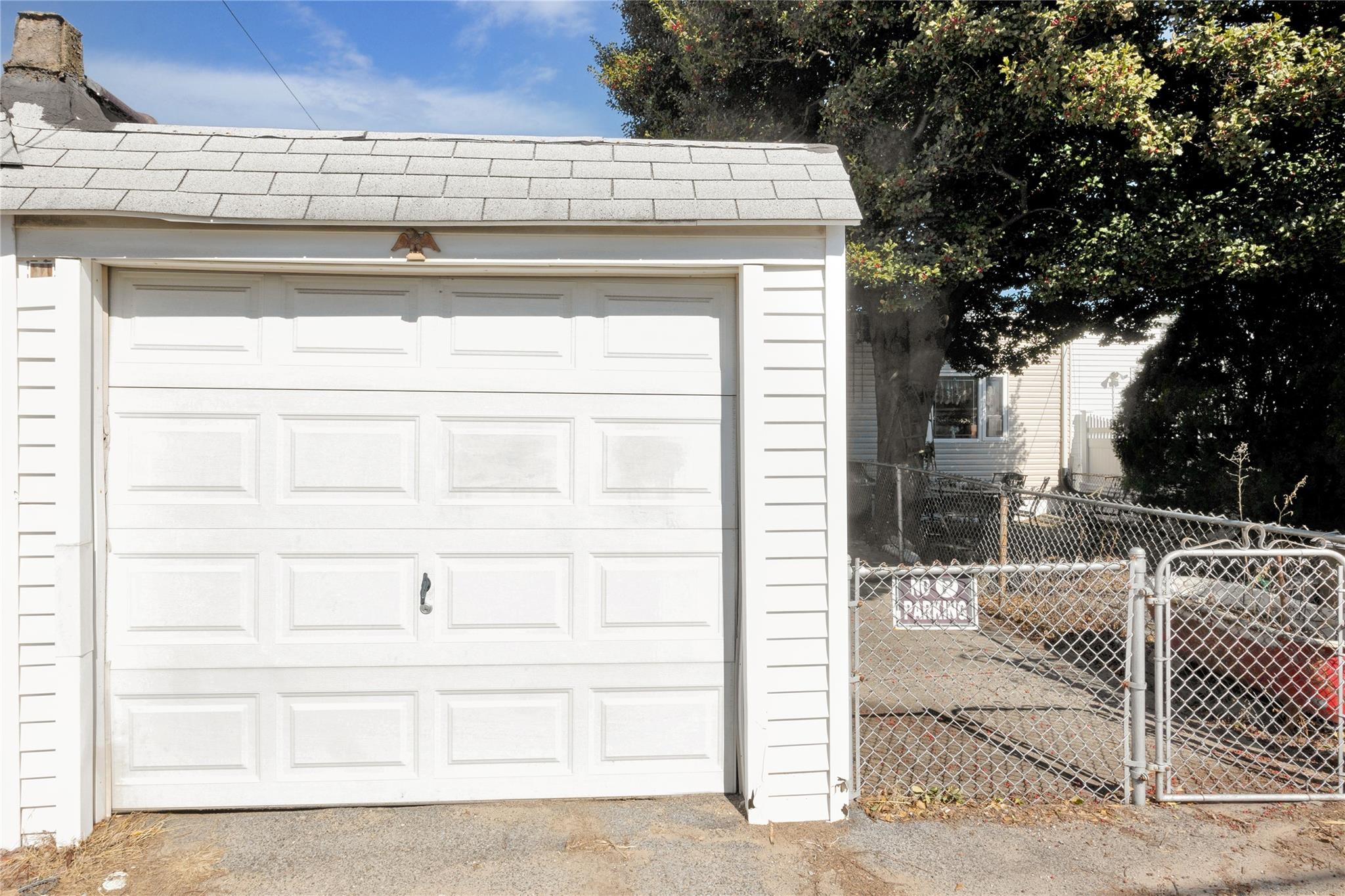 64-58 58 Road Rd, Maspeth, New York image 24