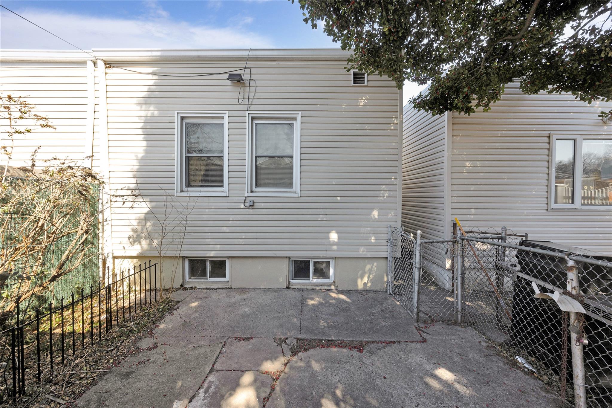 64-58 58 Road Rd, Maspeth, New York image 21