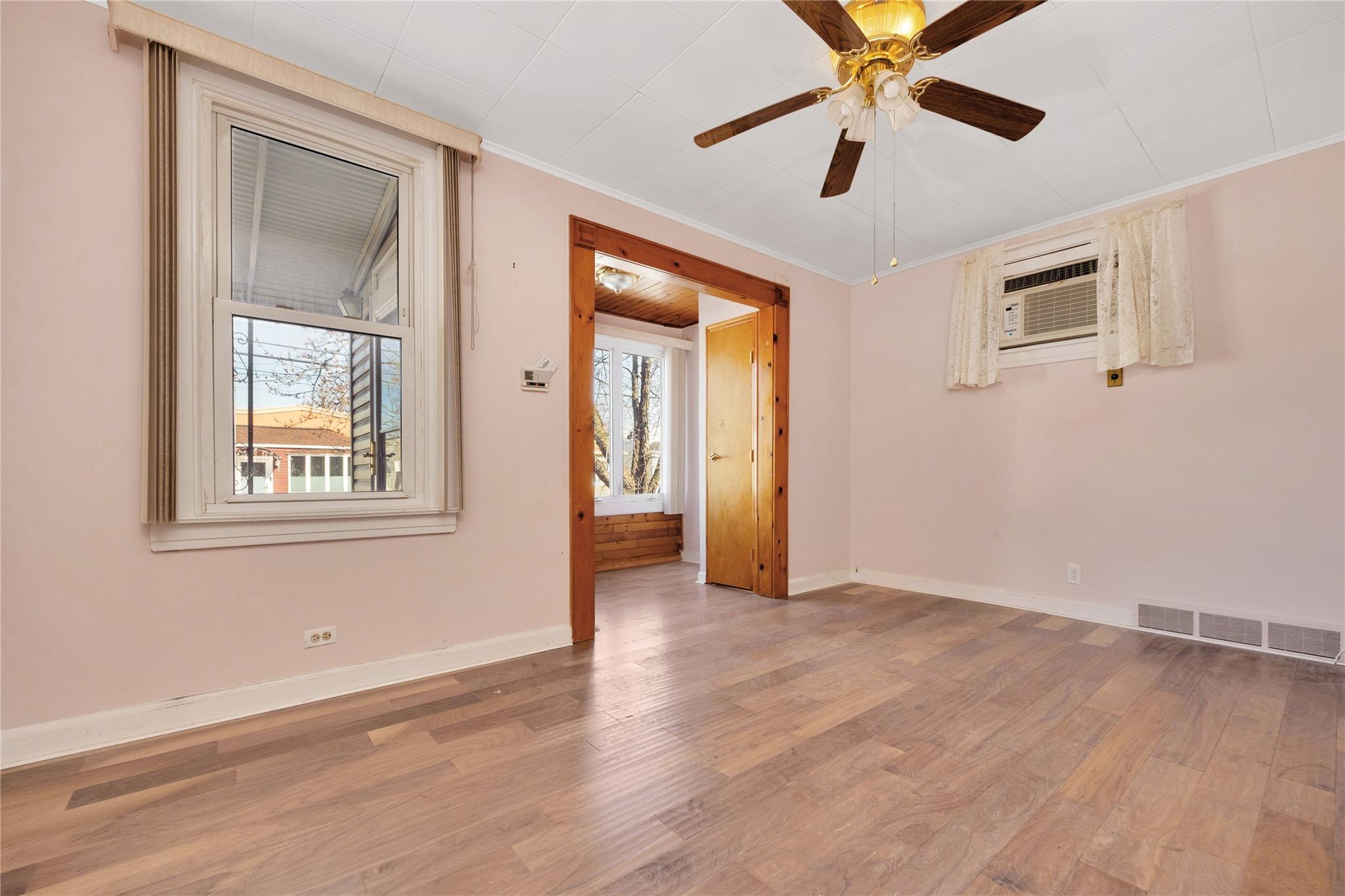64-58 58 Road Rd, Maspeth, New York image 8