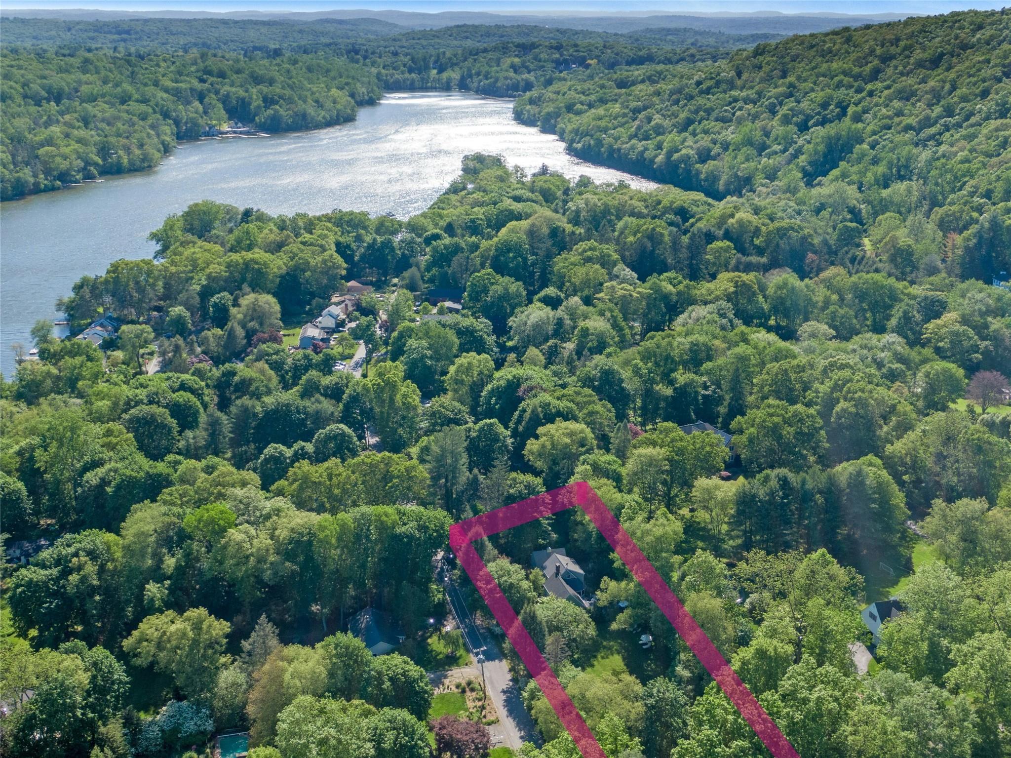 1 Lakeview Road, South Salem, New York image 2