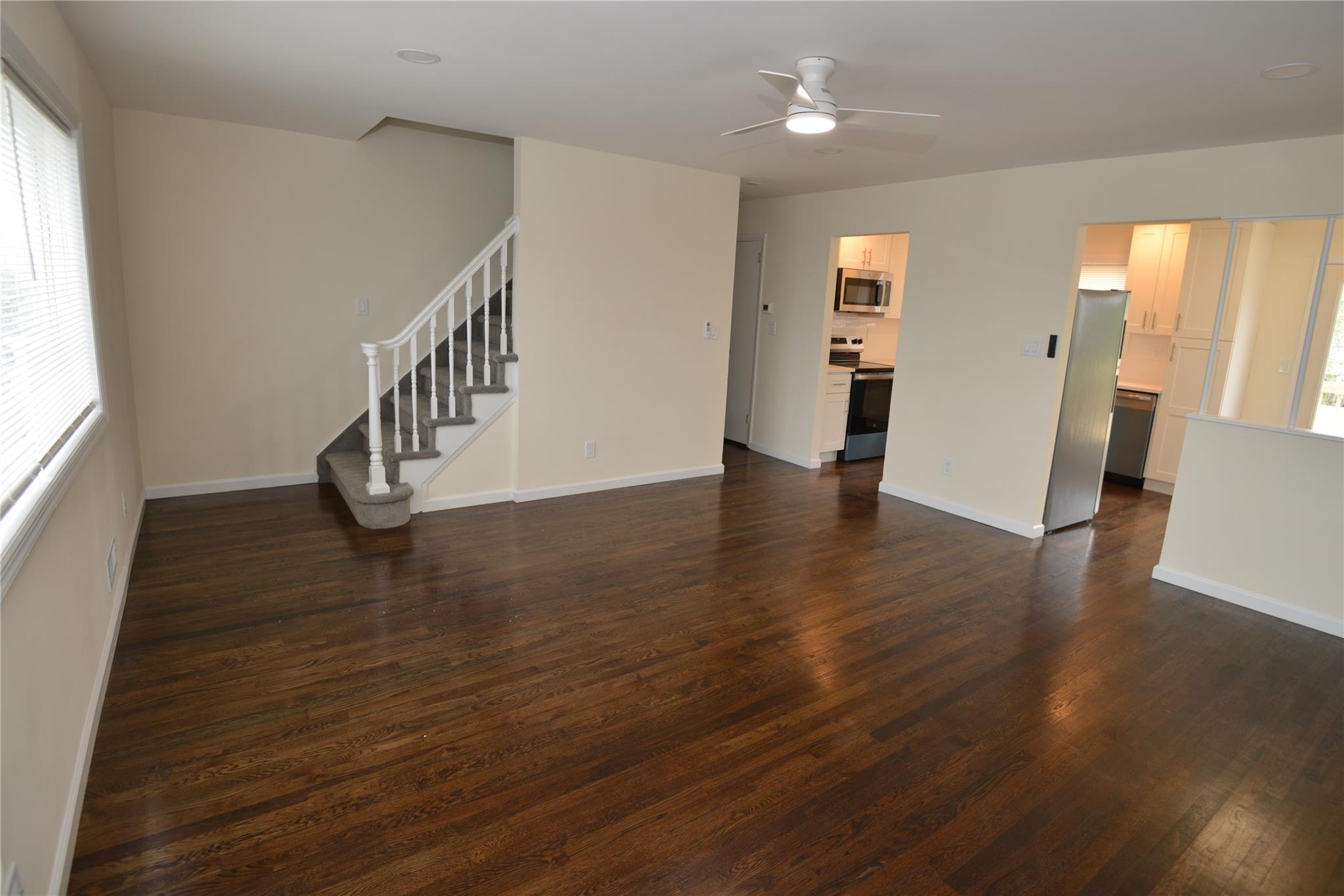 662 S Ocean Avenue, Freeport, New York image 4