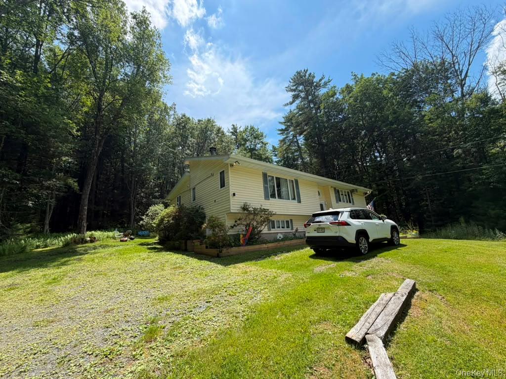 60 Highland Lake Road