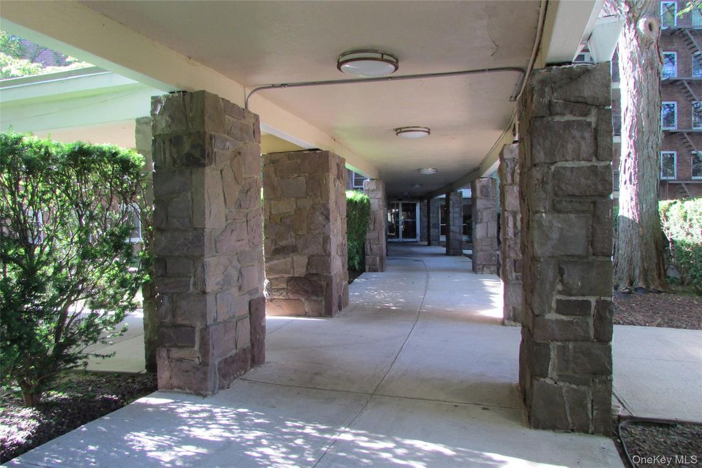 Photo of 30 S. Cole Ave #1 L, Spring Valley, NY 10977 (MLS # 963423)