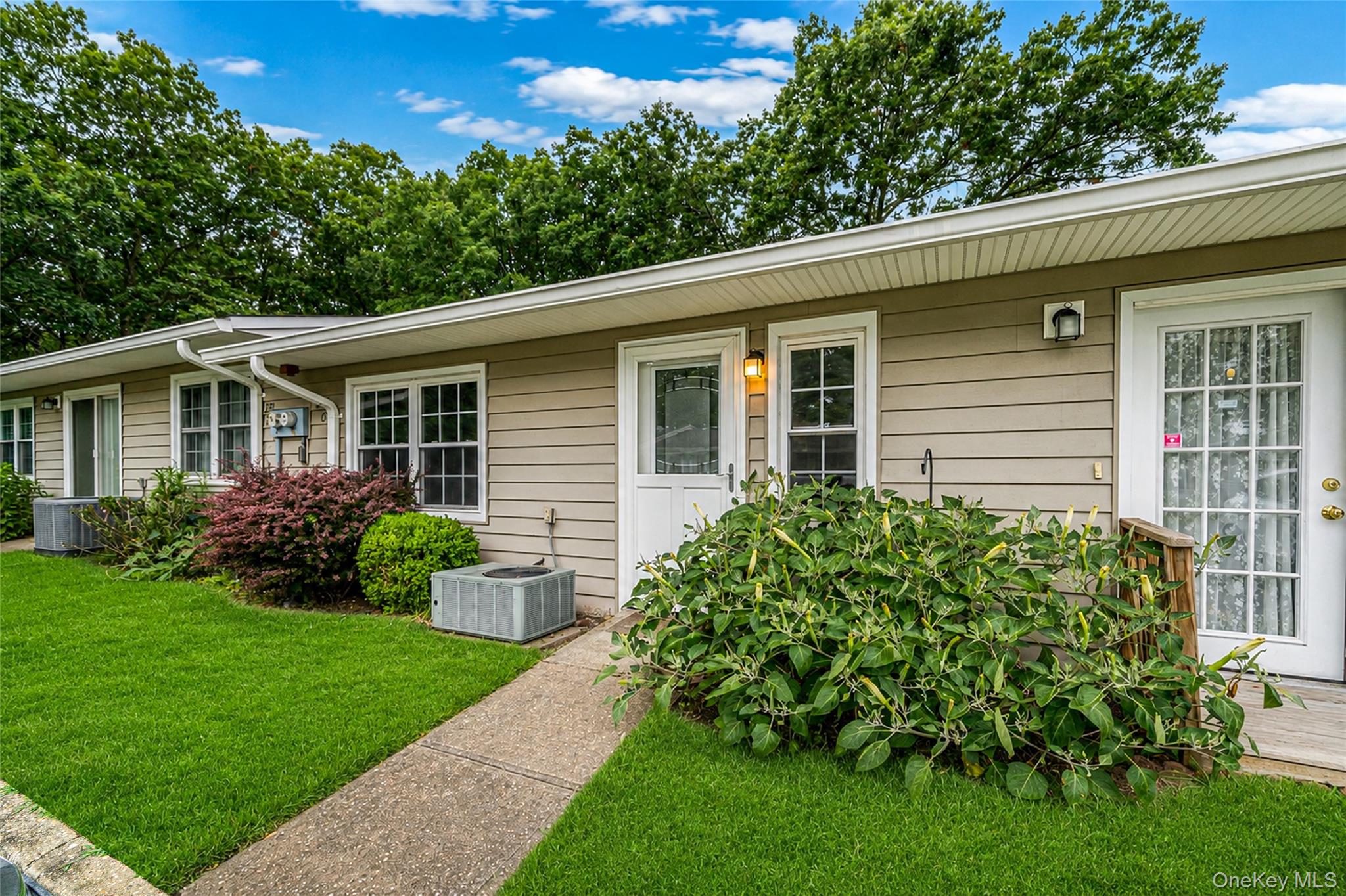 231 Blackpool Court - Photo 4
