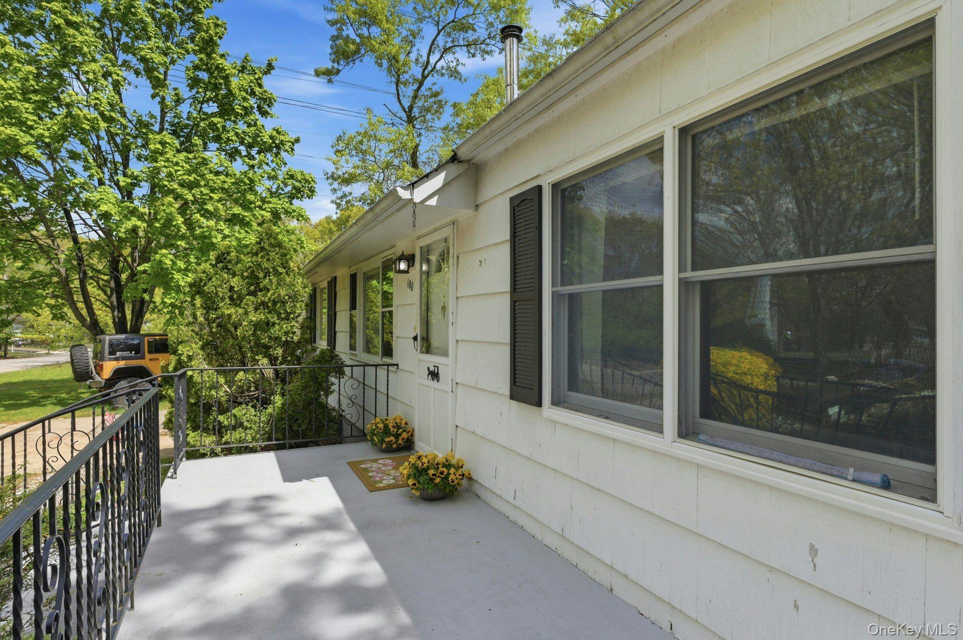 100 Avenue B